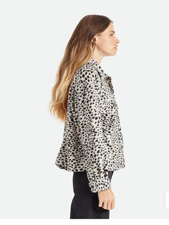Brixton Women's Bowery Fleece Longsleeve Shirt cheetah-print jacket medium - Picture 2 of 12